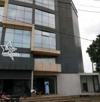 Immeuble commercial à vendre à Bastos, Yaoundé