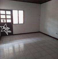 Appartement à louer à Bastos, Yaoundé
