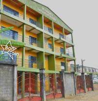 Immeuble à vendre à Nyalla, Douala 