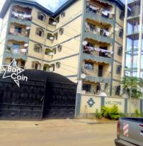Immeuble à vendre à Yaoundé, Damas 
