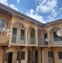 Immeuble à vendre à Yaoundé, Biteng 