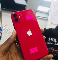 iPhone 11 64Go rouge