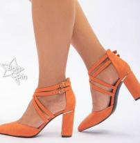 Chaussures à talons orange 