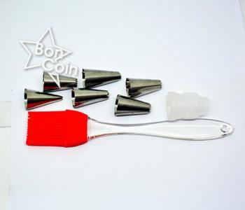 Jeu de douilles pour décoration de gâteau