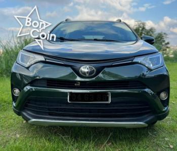 Toyota RAV4 XLE AWD 2017