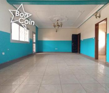 Appartement moderne 3 chambres à louer à Ngousso, Yaoundé