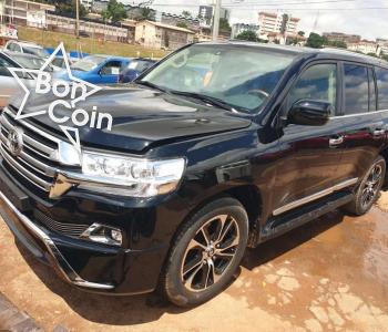 Toyota Land Cruiser Prado VX 2010 customisée 2020