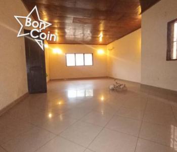 Villa à louer à Nkolfoulou, Yaoundé