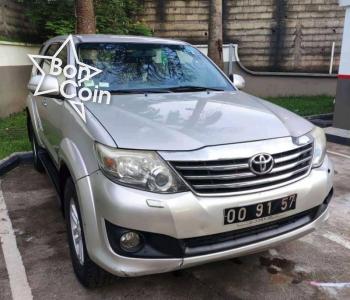 Toyota Fortuner 2013