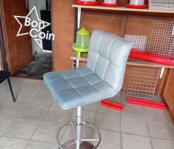Chaise pour bureau et salon coiffure
