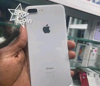iPhone 8 Plus - 64Go/3Go