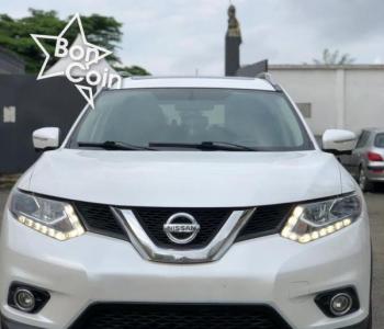 NISSAN ROGUE 2015