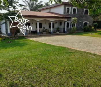 Duplex à vendre à Nkoabang, Yaoundé
