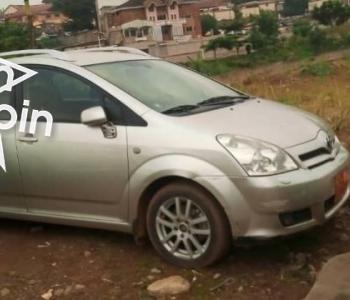 Toyota Corolla verso 2005