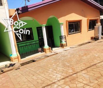 Appartement semi-individuel à louer à Nyom, Yaoundé 