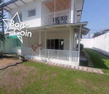 Duplex à louer Bonapriso, Douala