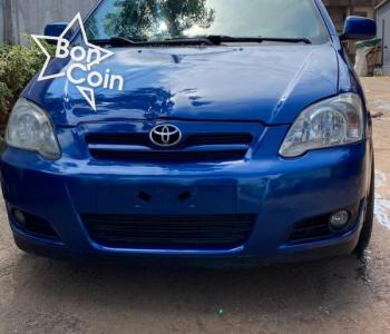 Toyota Runx 2005 avec 4*4 