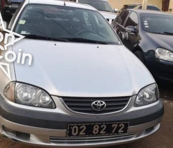 Toyota Avensis liftback 2002