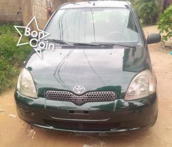 TOYOTA YARIS 2002