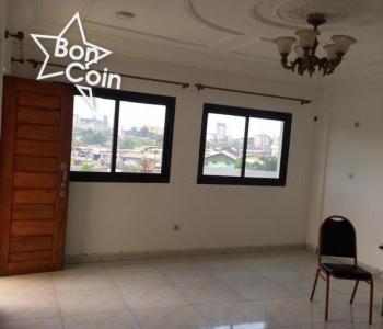 Studio à louer à Deido, Douala