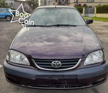 Toyota Avensis 2000