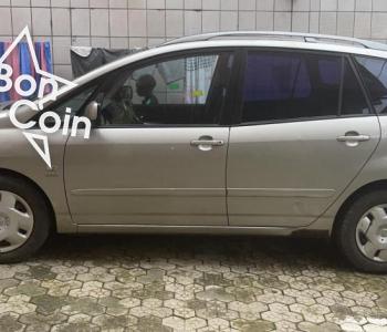 Toyota Corolla Verso 2003