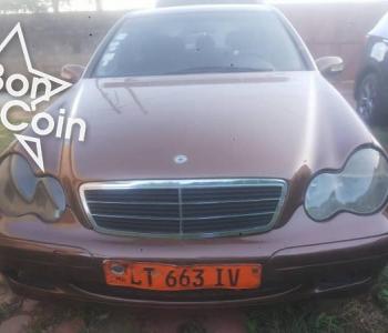 Mercedes Benz C200 année 2005 