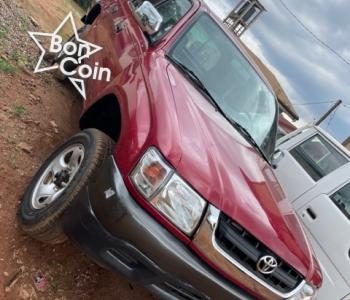 Toyota Pick-Up Hilux 2005 Rouge