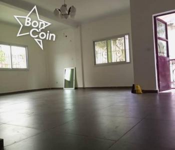 Appartements à louer à Logpom, Douala