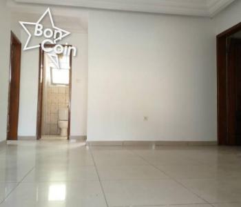 Appartement à louer à Deido, Douala