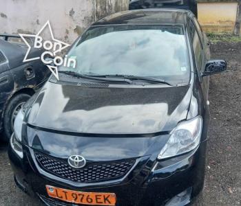 TOYOTA YARIS BERLINE 2013