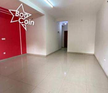 Appartement à louer à Makepe, Douala