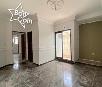 Appartement à louer à Makepe, Douala