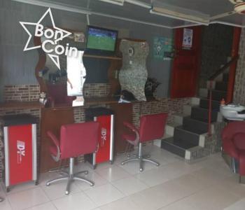 Local commercial à louer Bonapriso, Douala 