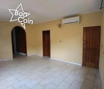 Appartement moderne à louer à Bastos, Yaoundé