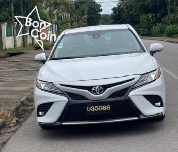 Toyota Camry SX 2021 