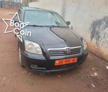 Toyota Avensis berline 2004