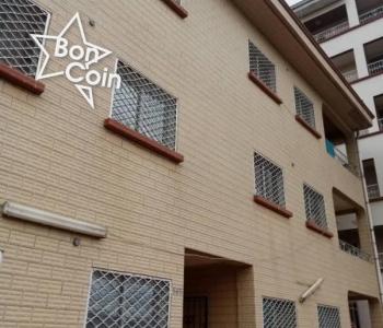 Appartement moderne à louer à Omnisports, Yaoundé