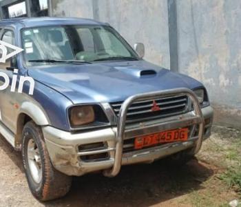 Mitsubishi pickup L200 année 2004