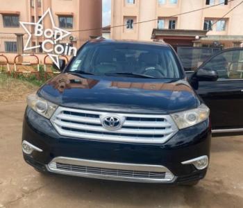 Toyota highlander XLE AWD 2013 