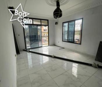 Appartement à louer à Déido, Douala