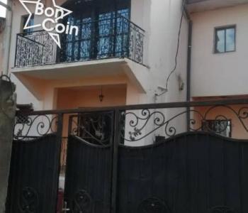 Duplex à vendre à Yaoundé, Ahala