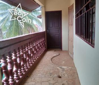 Appartement 3 chambres à louer à Etoudi, Yaoundé
