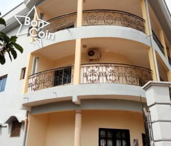 Appartement moderne à louer titi garage, Yaoundé