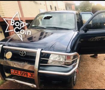 Toyota pickup hilux 2000