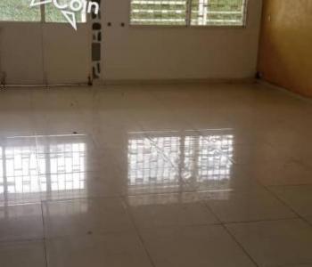 Villa haut standing à louer akwa, Douala
