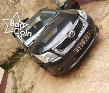 Toyota Avensis 2012