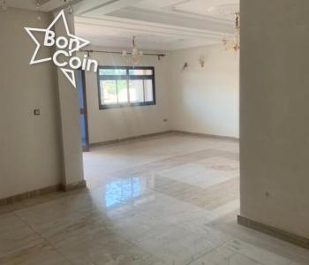 Appartement à louer à Fouda