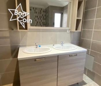 Appartement à louer à Bali, Douala