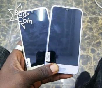 AQUOS TYPE R COMPACT - 32Go